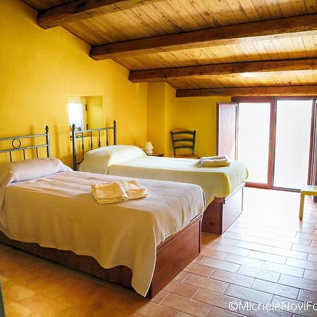 La Casa Di Ivana Сан-Никола-Арчелла Экстерьер фото