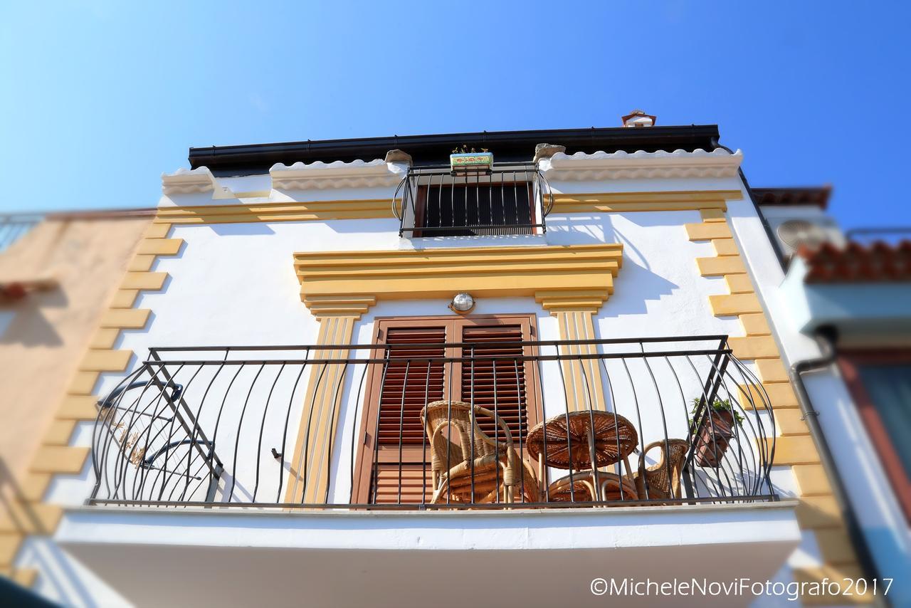 La Casa Di Ivana Сан-Никола-Арчелла Экстерьер фото